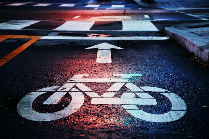 Alternatif Ulaşım Yollarıyla Keşif: Bisiklet ve Yürüyüş Rotaları