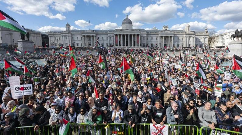 Hunderttausende Menschen veranstalteten im Vereinigten Königreich einen nationalen Marsch für Gaza