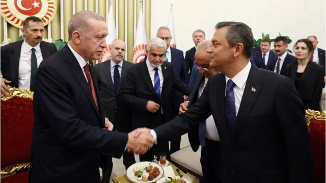 Alle Augen sind auf das Treffen zwischen Präsident Erdoğan und Özgür Özel gerichtet: Worüber werden sie reden?