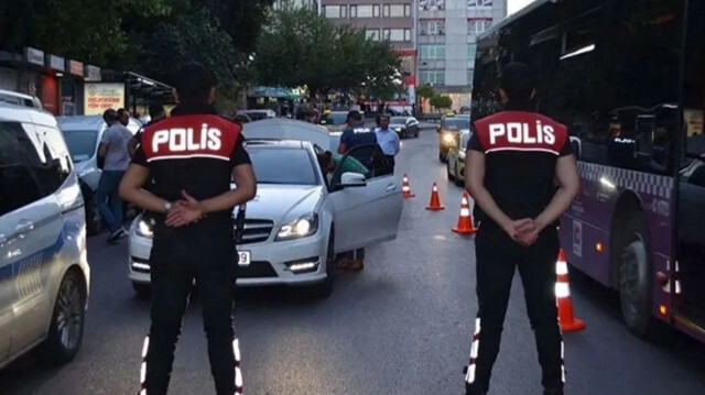 Durchsetzung der öffentlichen Ordnung in Istanbul: 698 Verdächtige gefasst